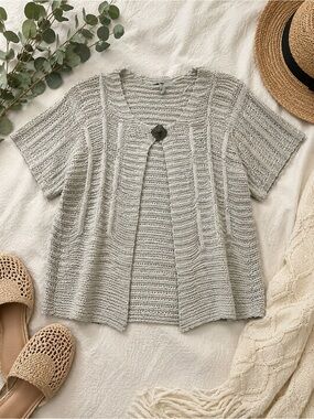Lana Lee vintage crocheted open knit button top